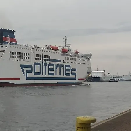 Mariano Port *